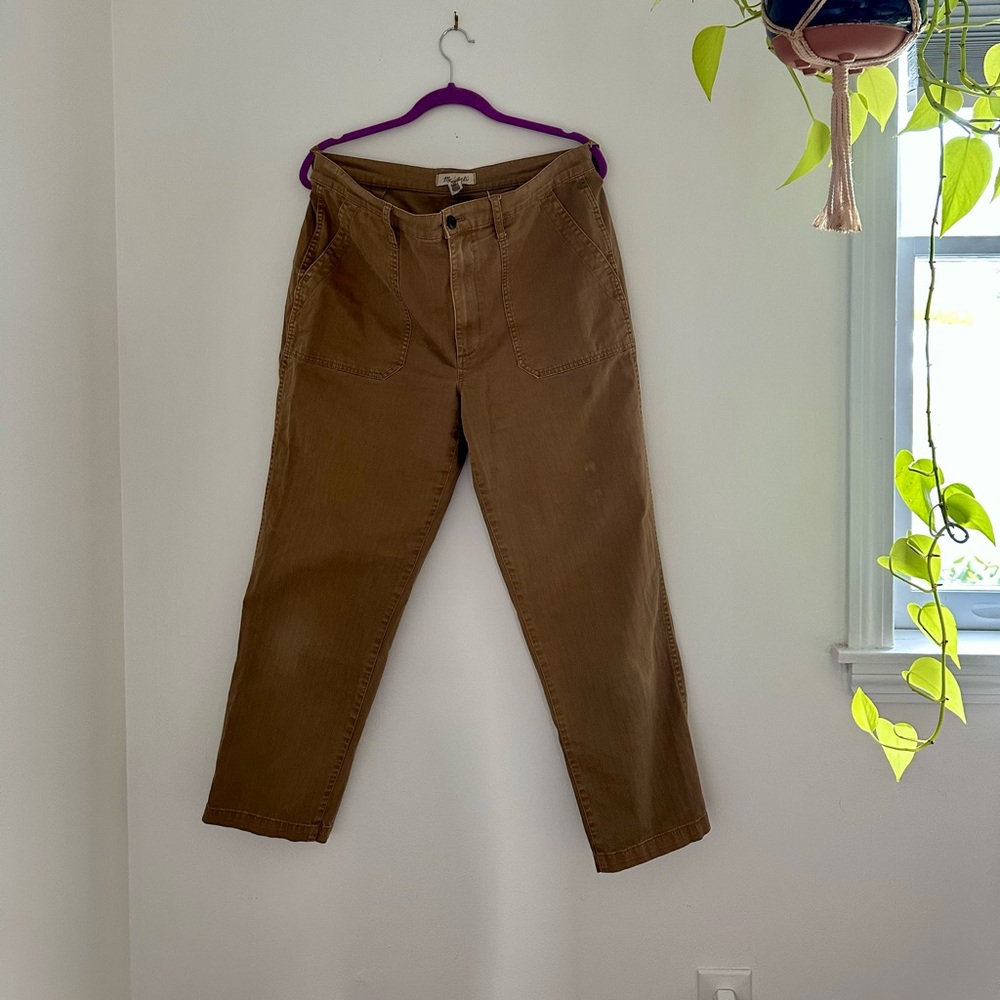 Madewell Women’s Loose fit Khakis